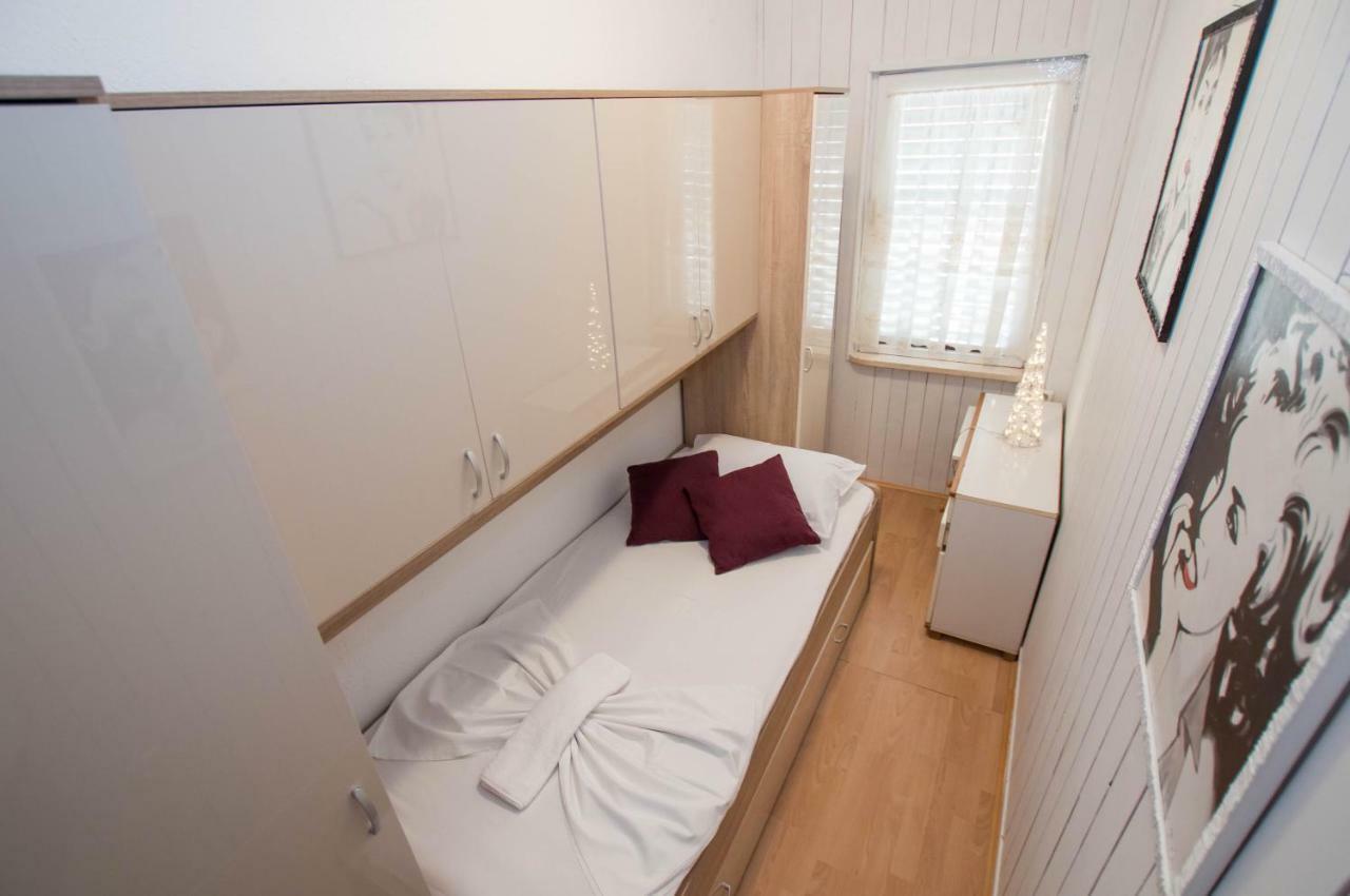 Apartment Cherie Trogir Dış mekan fotoğraf